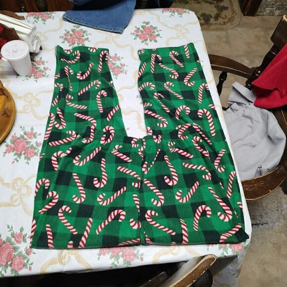 New Childrens Place Merry Christmas Pajama Set Size Girl's 16 - Picture 2 of 3